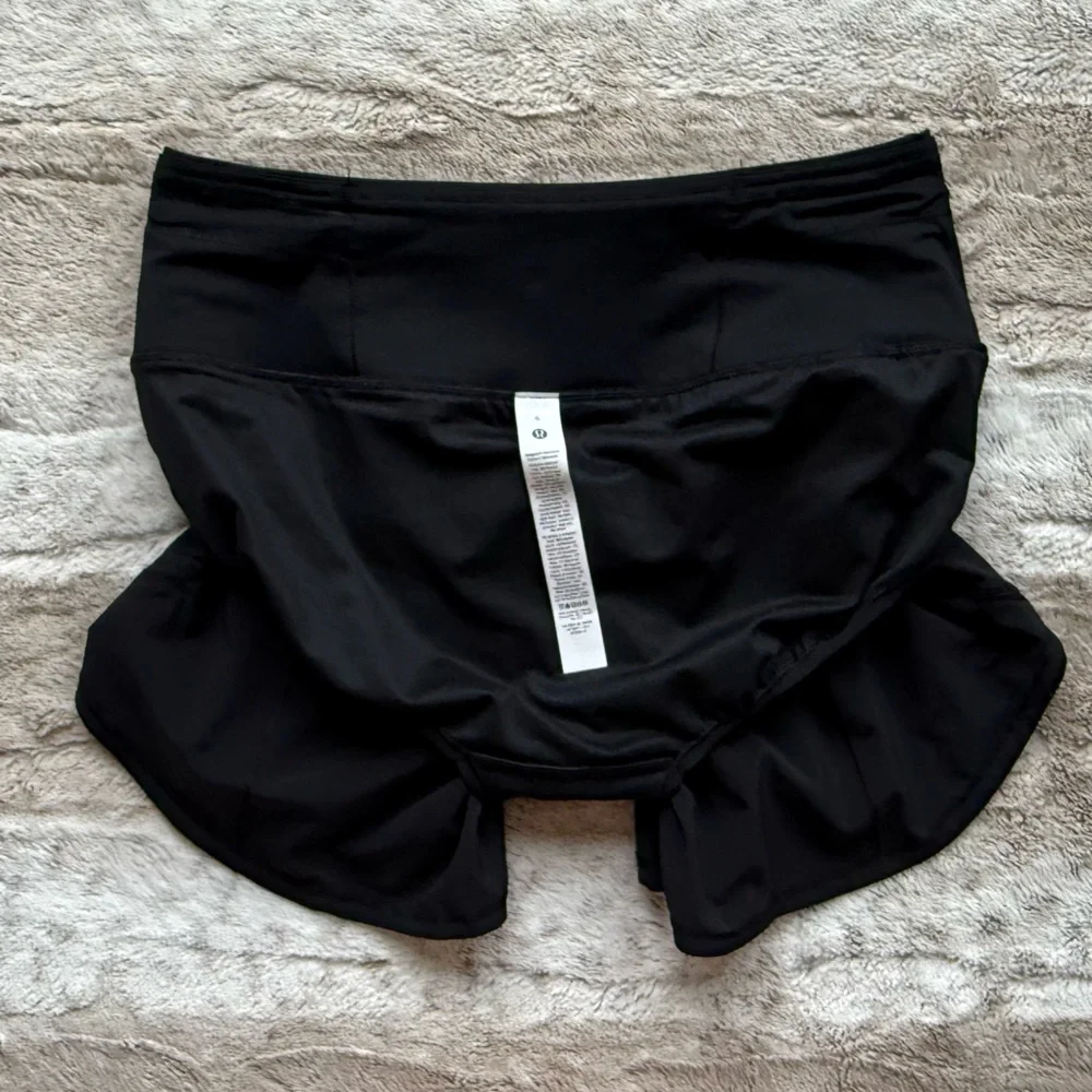 Lululemon Speed Up Short Long High-Rise *4" in Black Size 6 - Picture 8 of 15